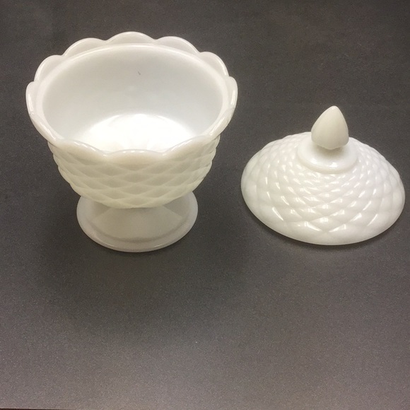 Milk Glass Vintage Pedestal Bowl - Picture 4 of 4